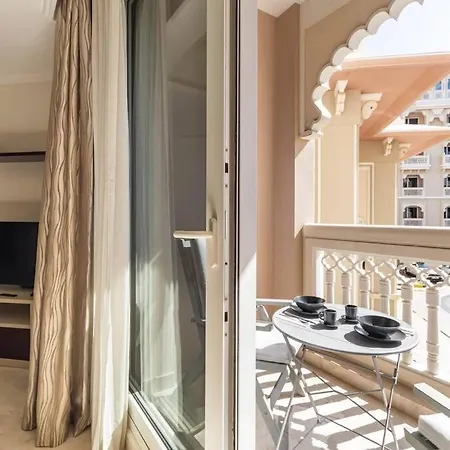 Luxury 1 Bedroom With A Private Beach Taj Granduer Residence At Palm Dubai Exterior photo