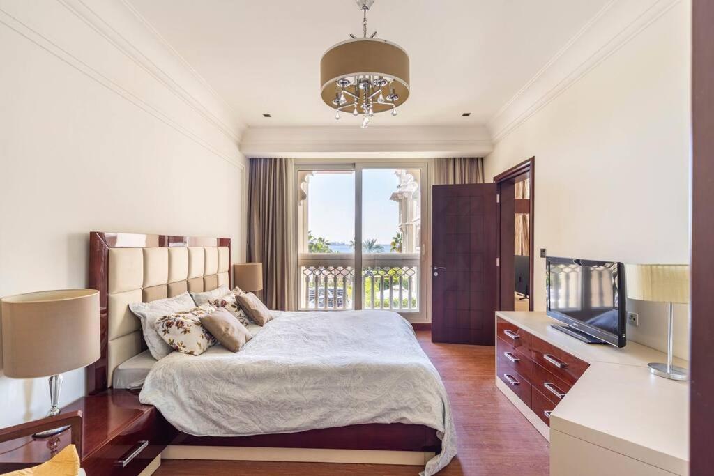Apartment Luxury 1 Bedroom With A Private Taj Granduer At Palm